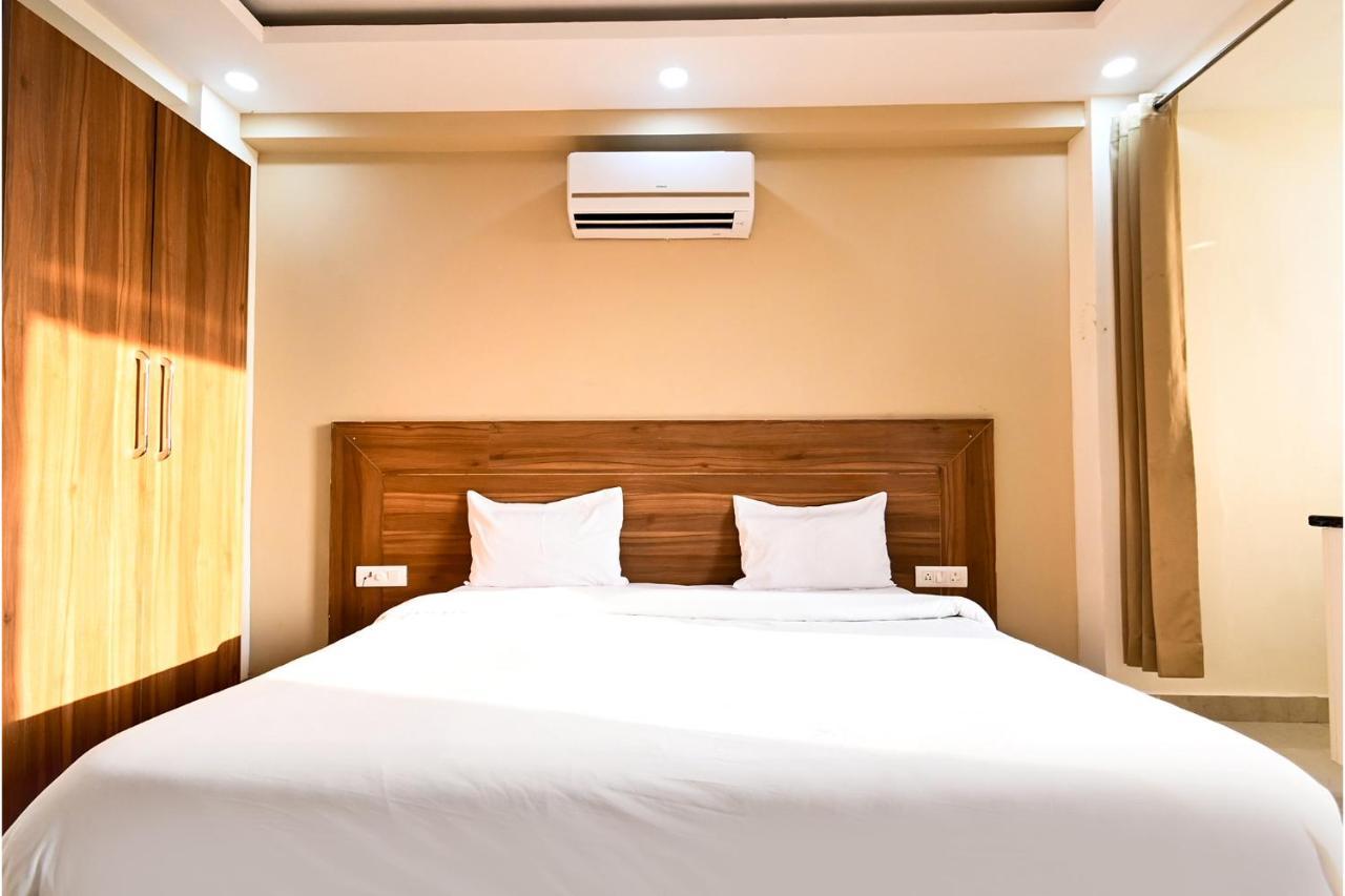 Fabhotel The Holy House Hotel Gurgaon