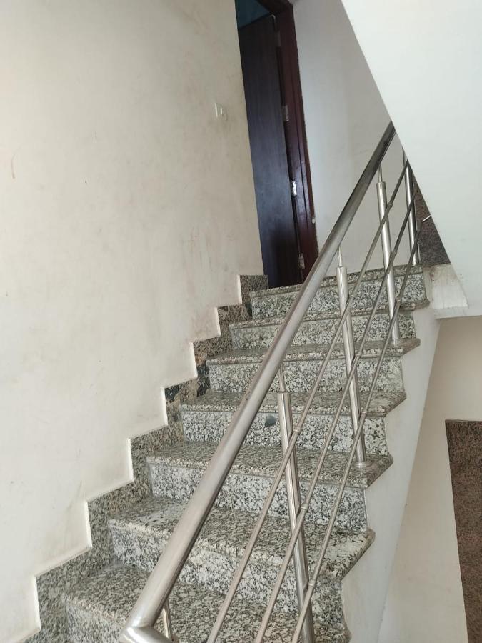 Singh Residency Medanta 3*