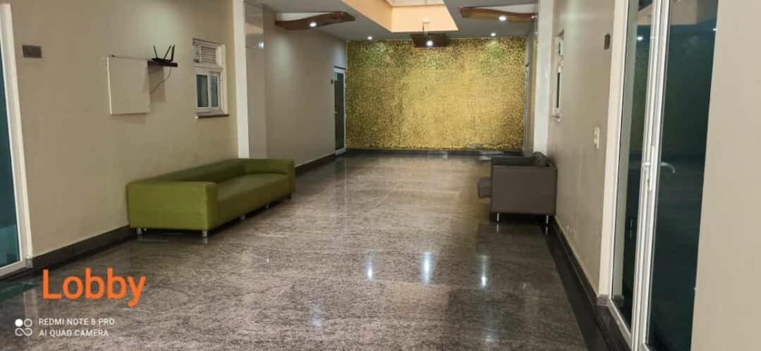 Hotel Oyo 74401 Aster Garden Suites