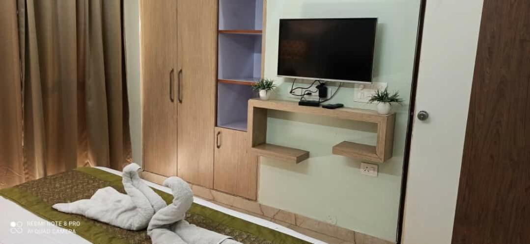 Oyo 74401 Aster Garden Suites 3* Gurgaon