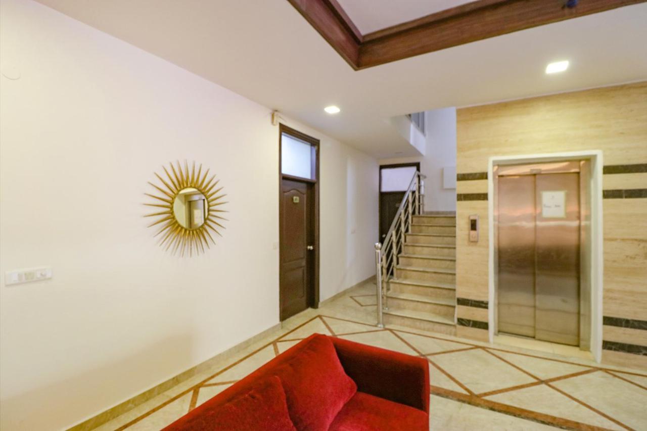 Hotel Fabhotel Palm Court