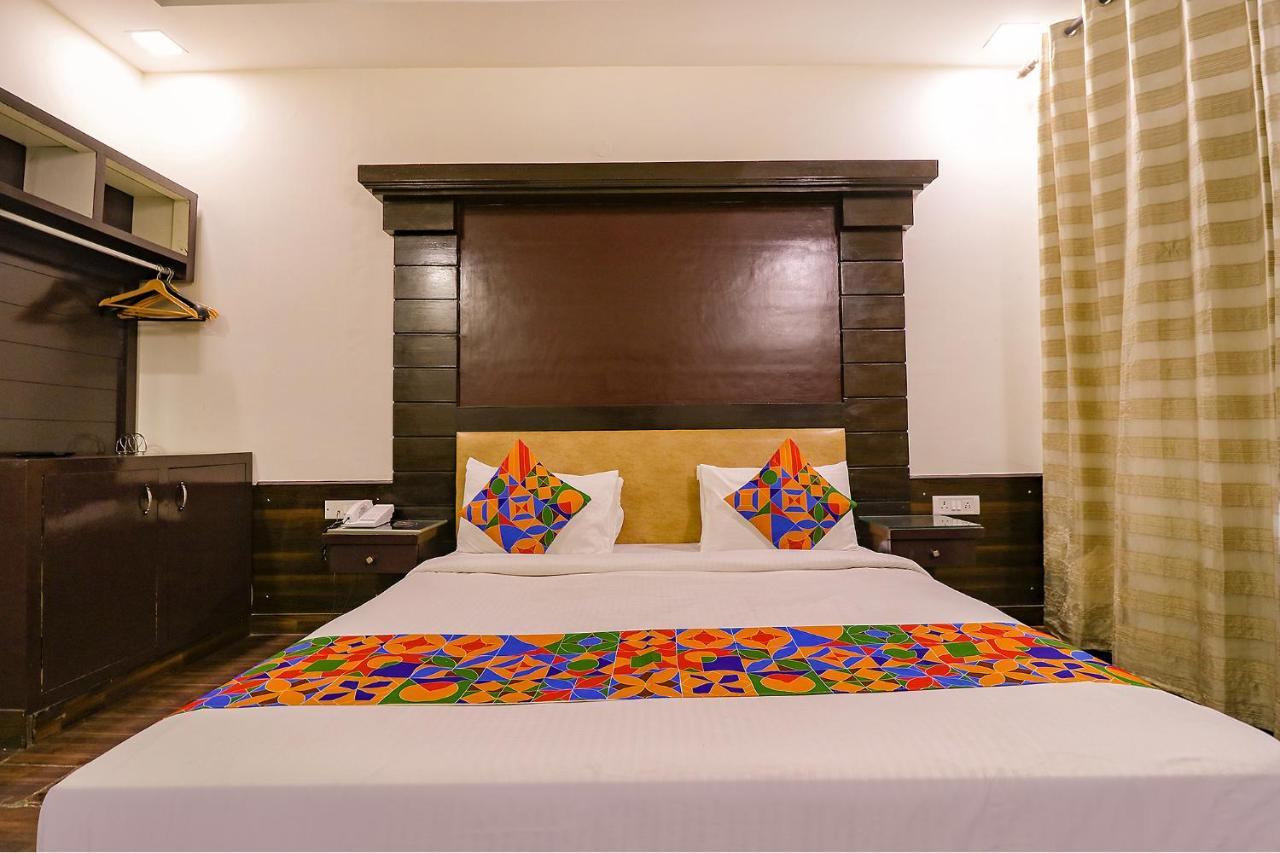 Fabhotel Palm Court Hotel 3*