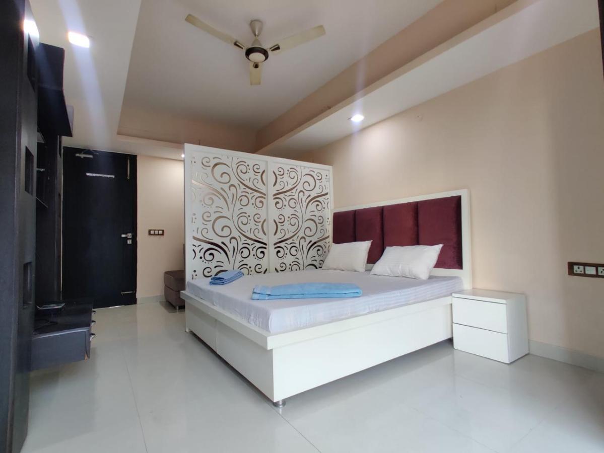 Hotel - Damas Gurgaon