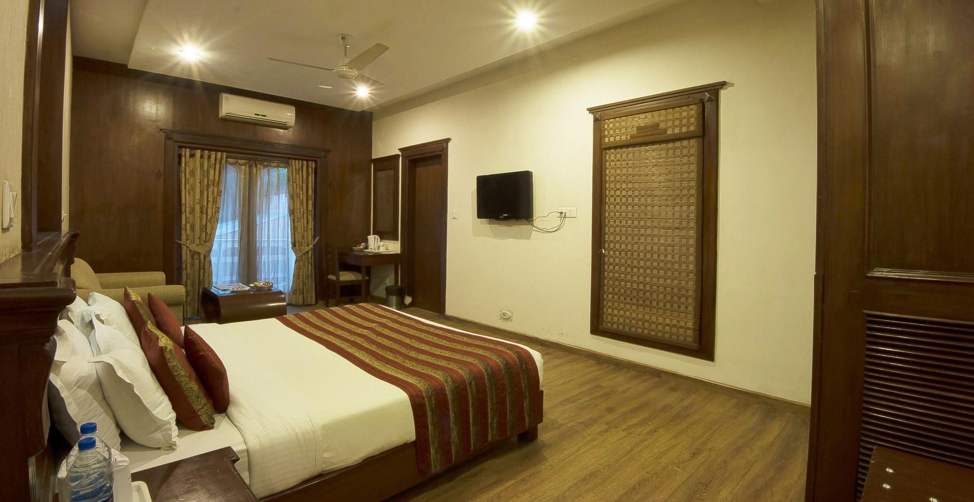 Siris 18 Hotel