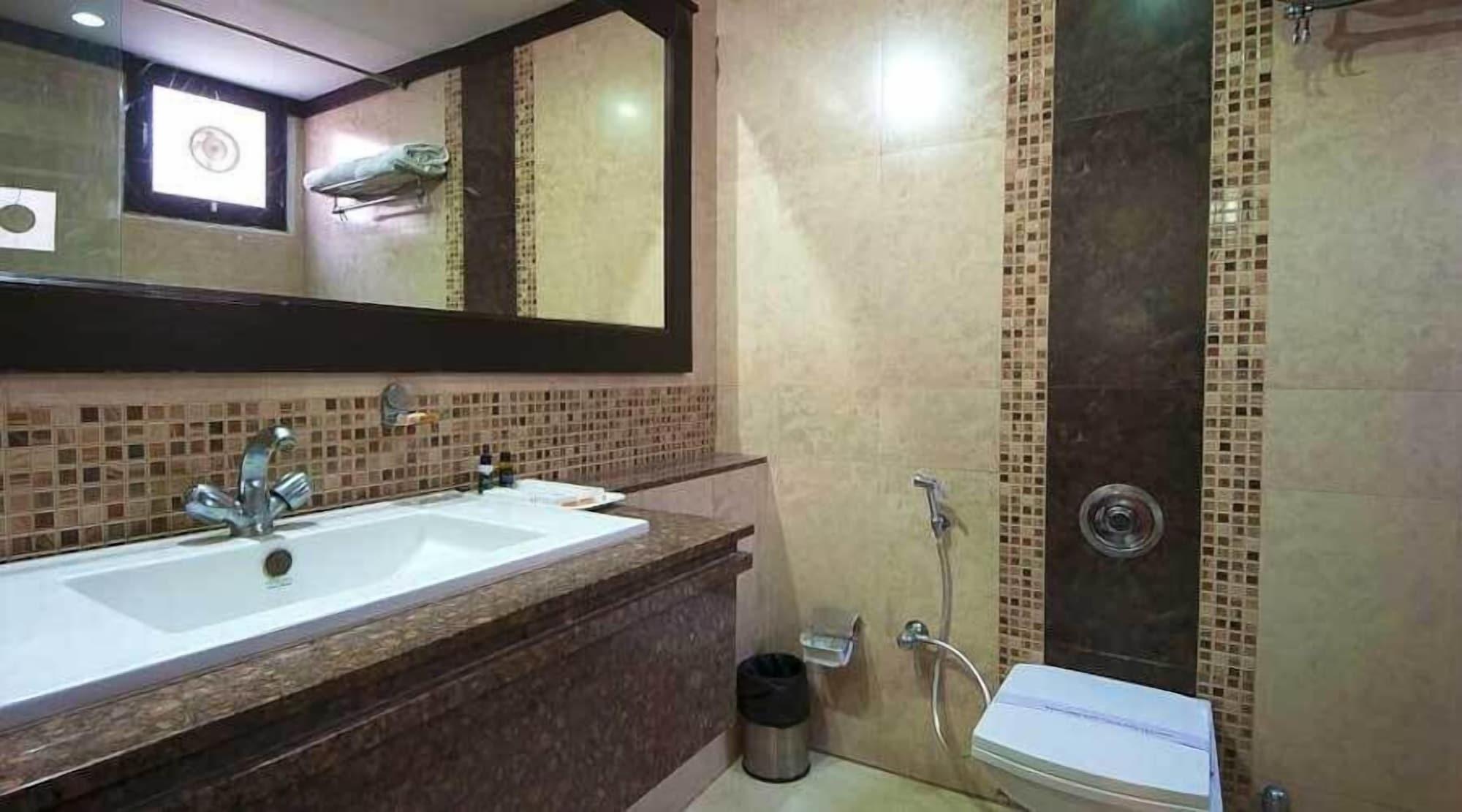 Siris 18 Hotel