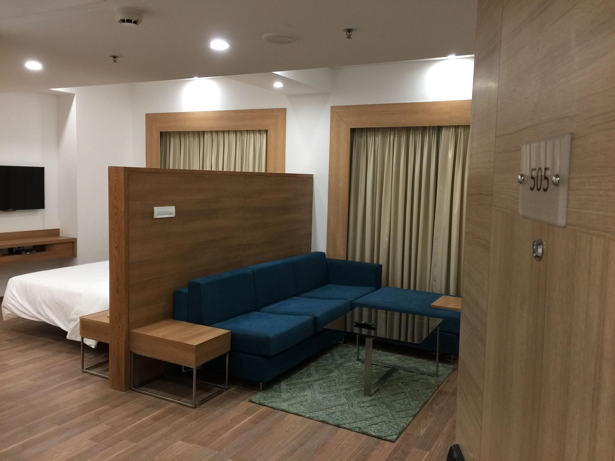 Hotel Lemon Tree Hotel, Sector 60, Gurugram Gurgaon