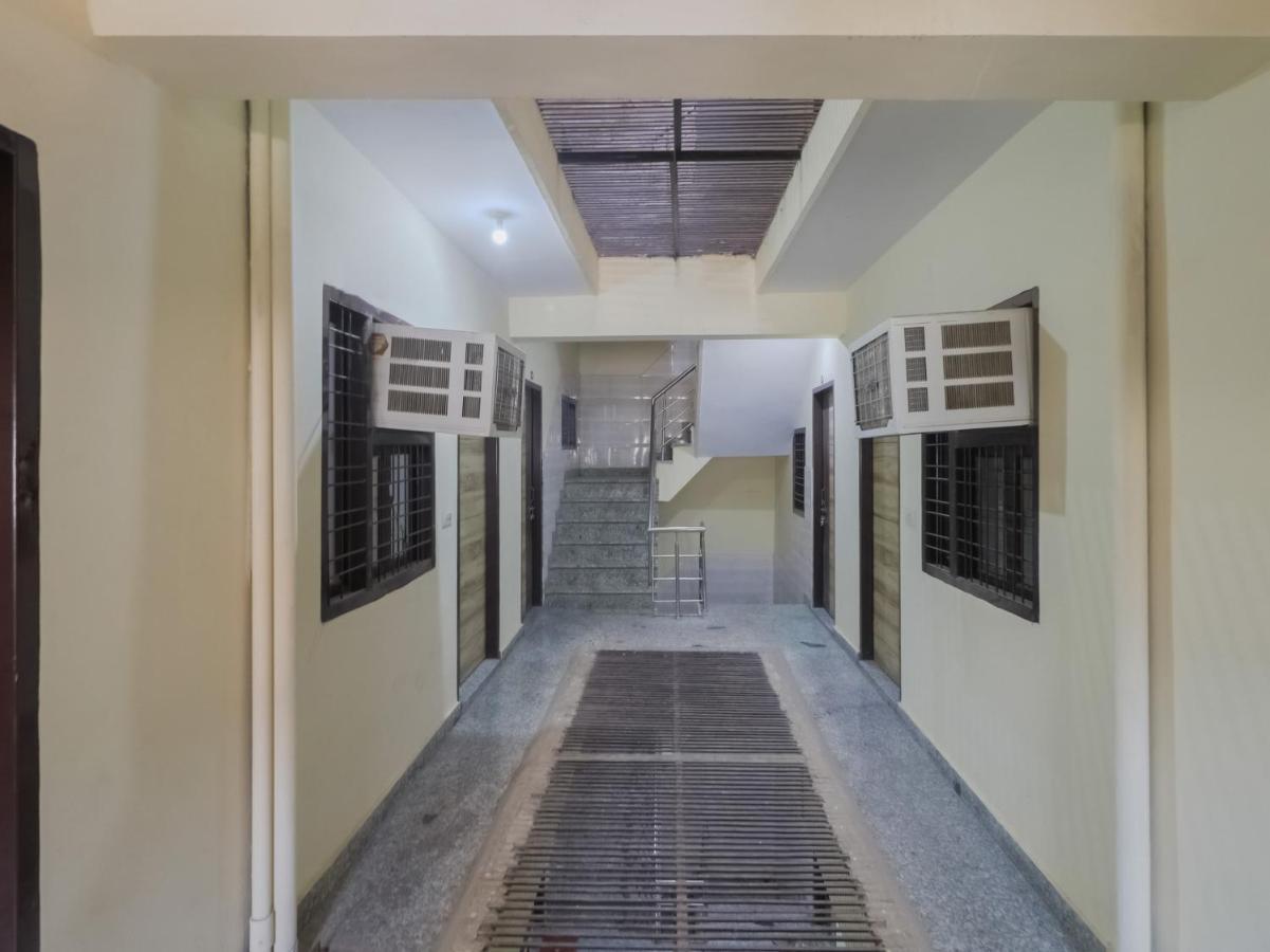 Oyo 86536 Srs Tower Hotel Gurgaon