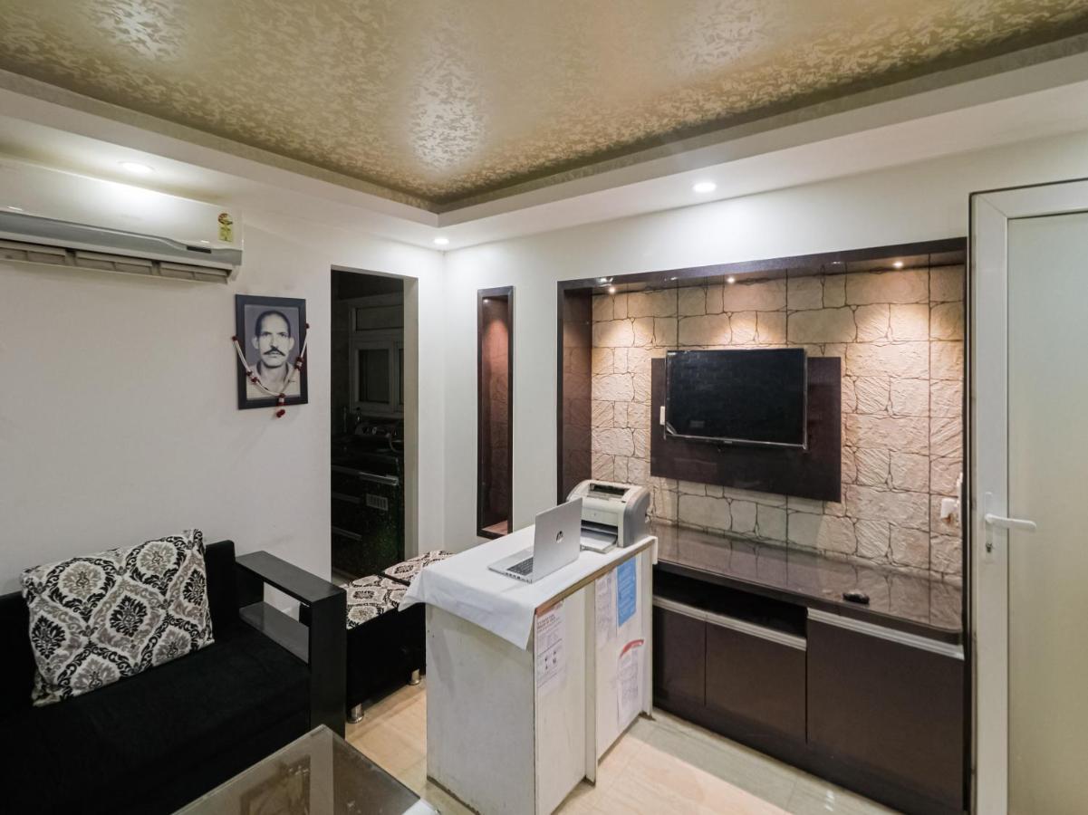 Oyo 86536 Srs Tower Gurgaon