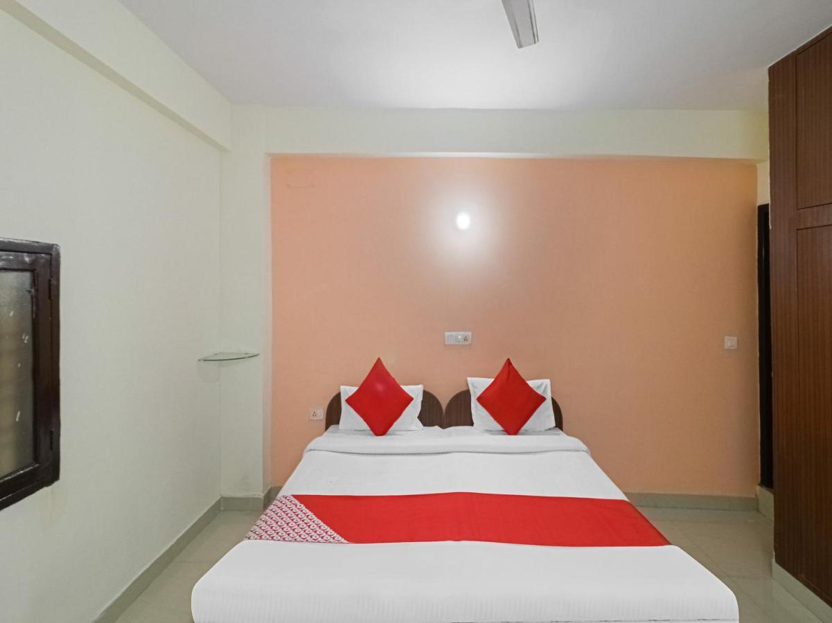 Oyo 86536 Srs Tower Hotel