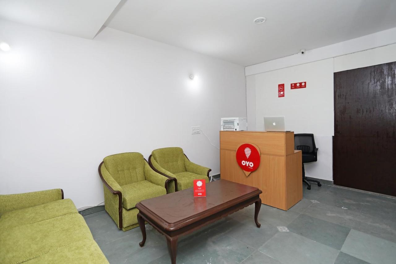 Oyo 11383 Go Gurgaon