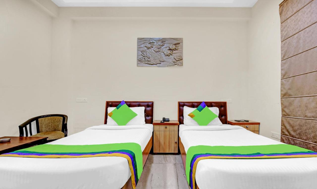 Hotel Treebo Sai Village Gold Souk - Sec 43 3*
