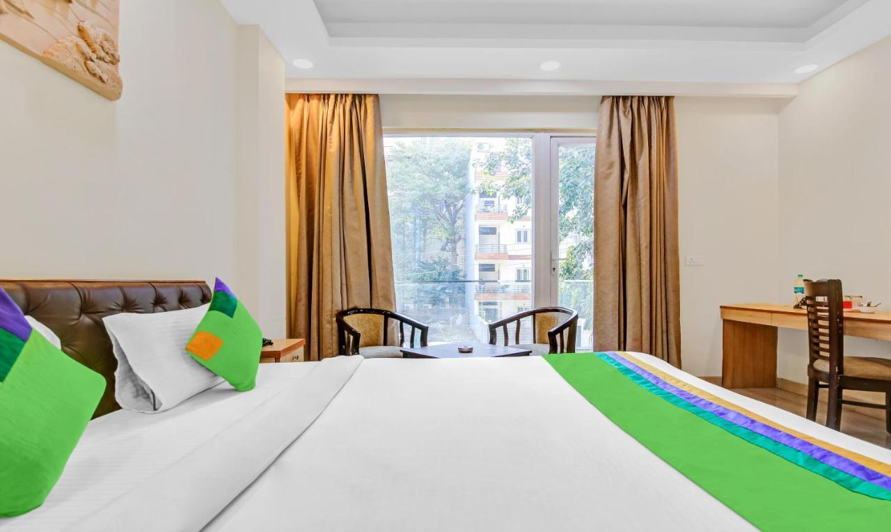 Hotel Treebo Sai Village Gold Souk - Sec 43 3*