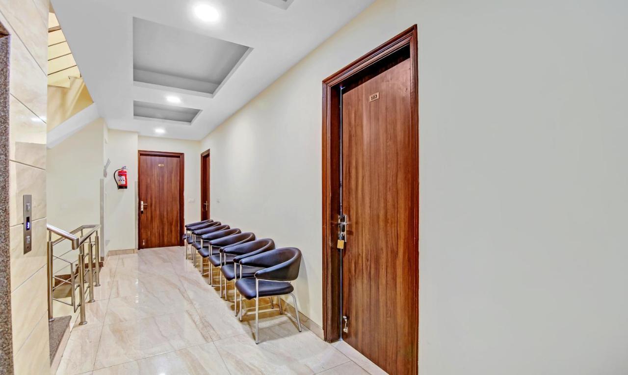 Treebo Sai Village Gold Souk - Sec 43 Hotel Gurgaon