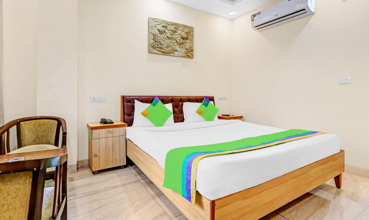 Treebo Sai Village Gold Souk - Sec 43 3* Gurgaon