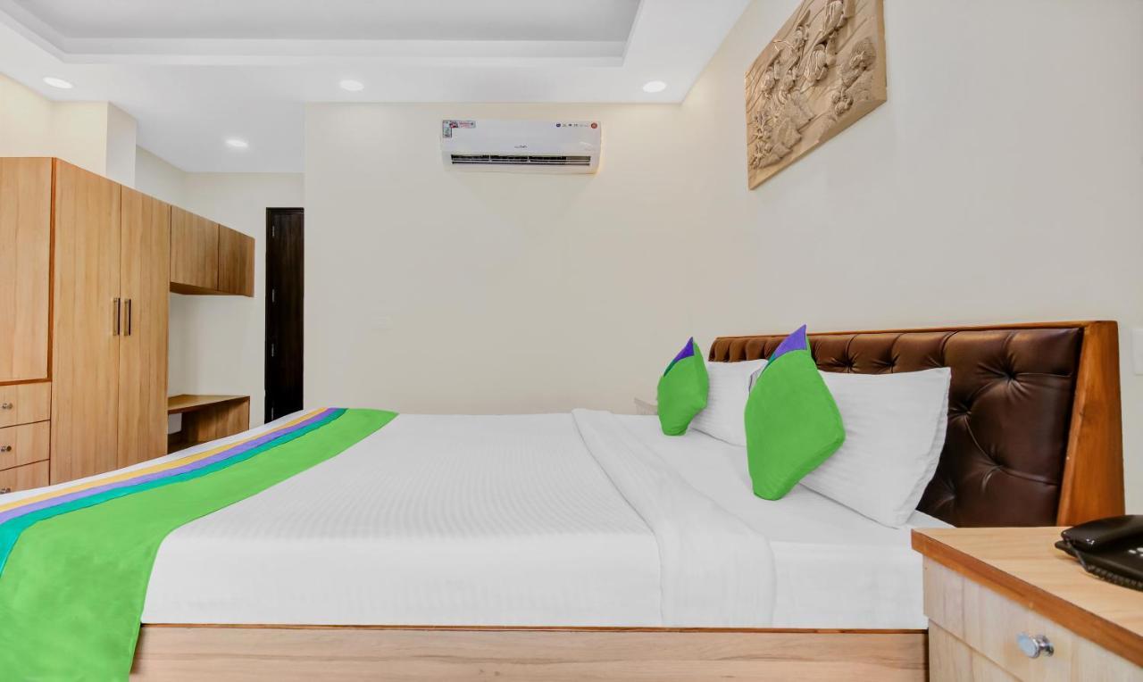 Treebo Sai Village Gold Souk - Sec 43 Hotel 3*