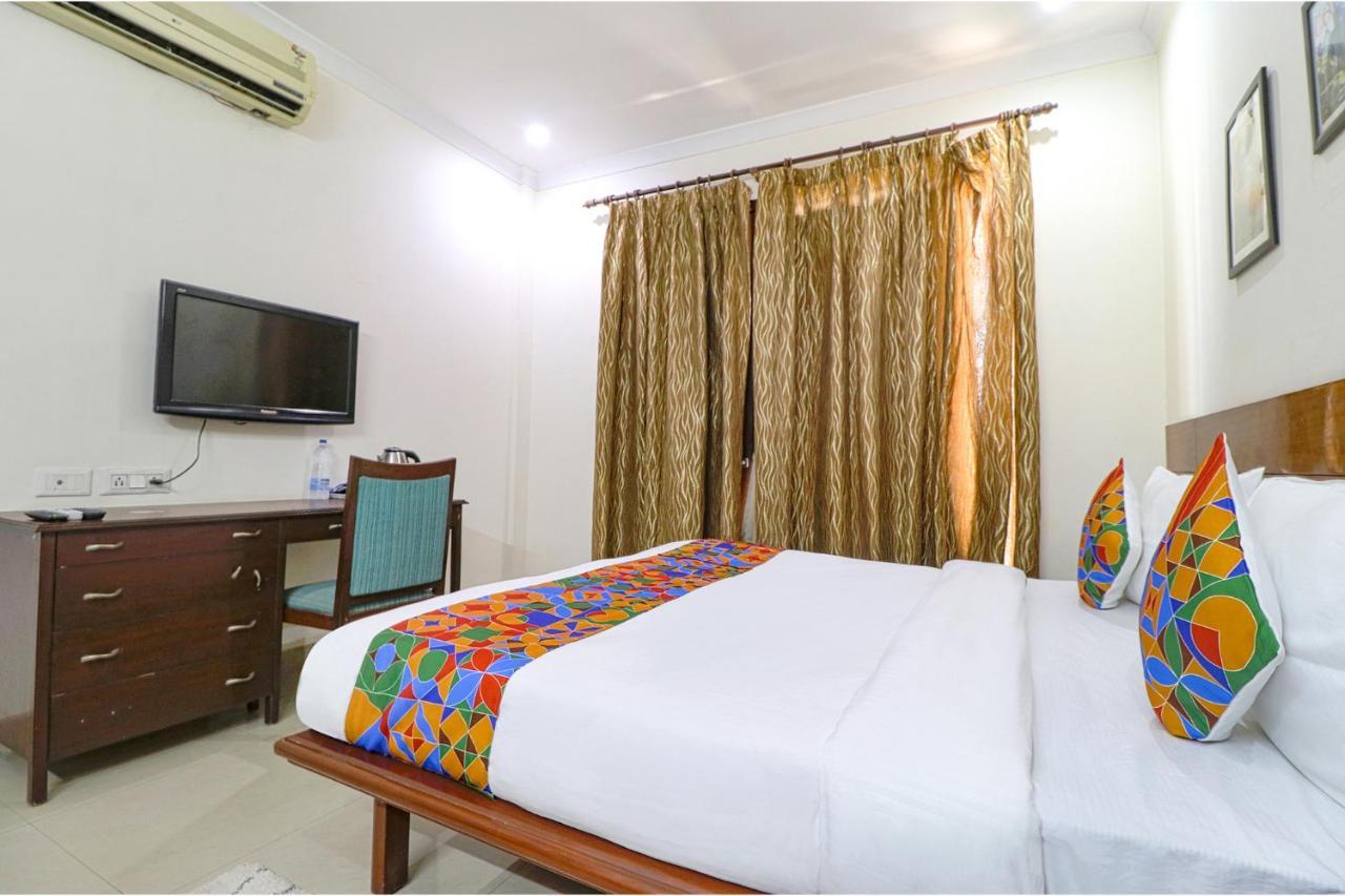 Fabhotel Tipssy 020