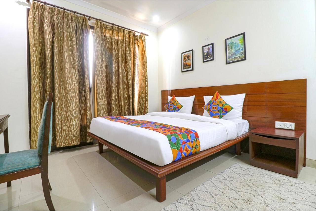 Fabhotel Tipssy 020 Hotel 3*