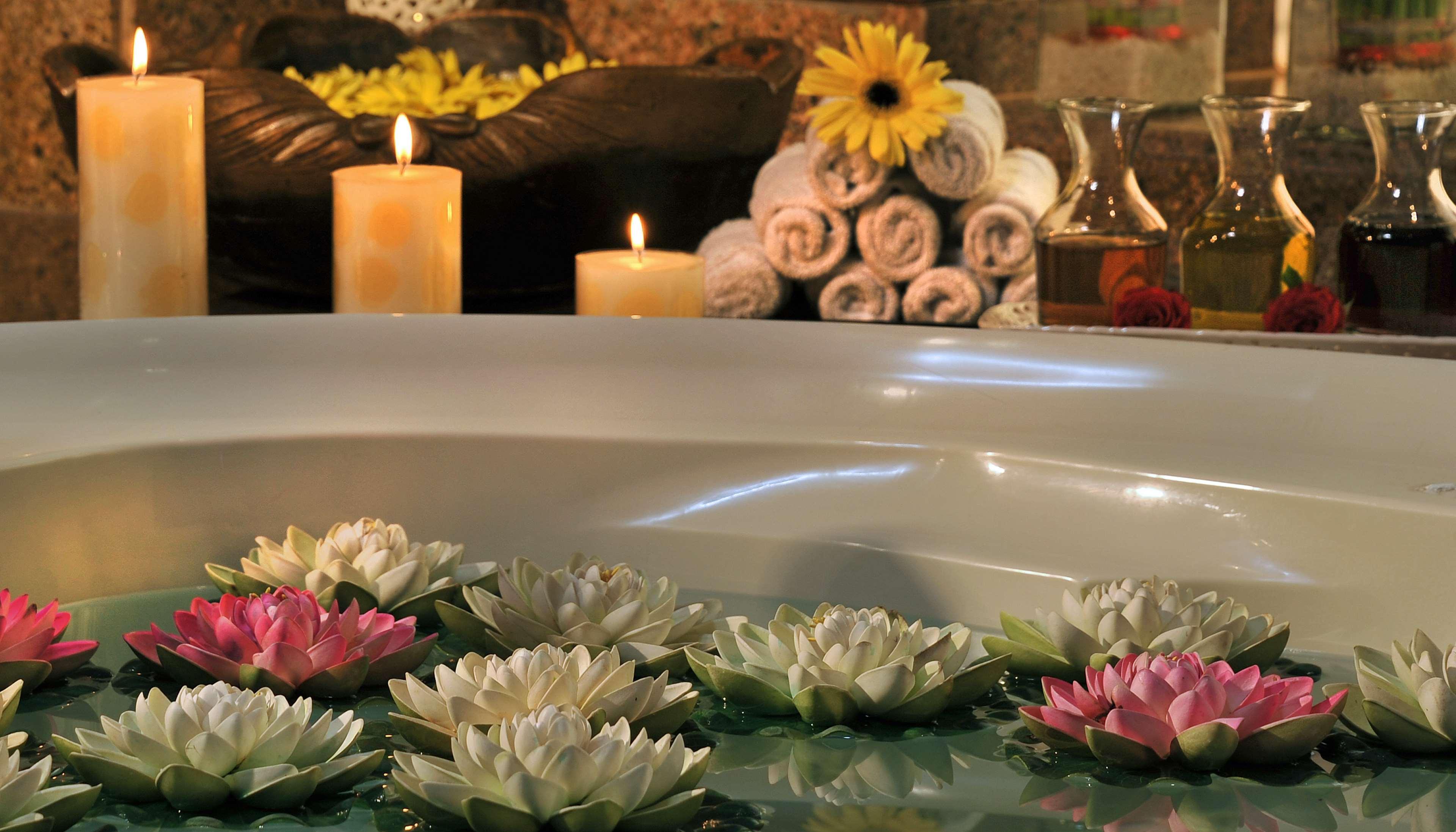 Country & By Radisson, Gurugram Sector 12 Hotel Gurgaon
