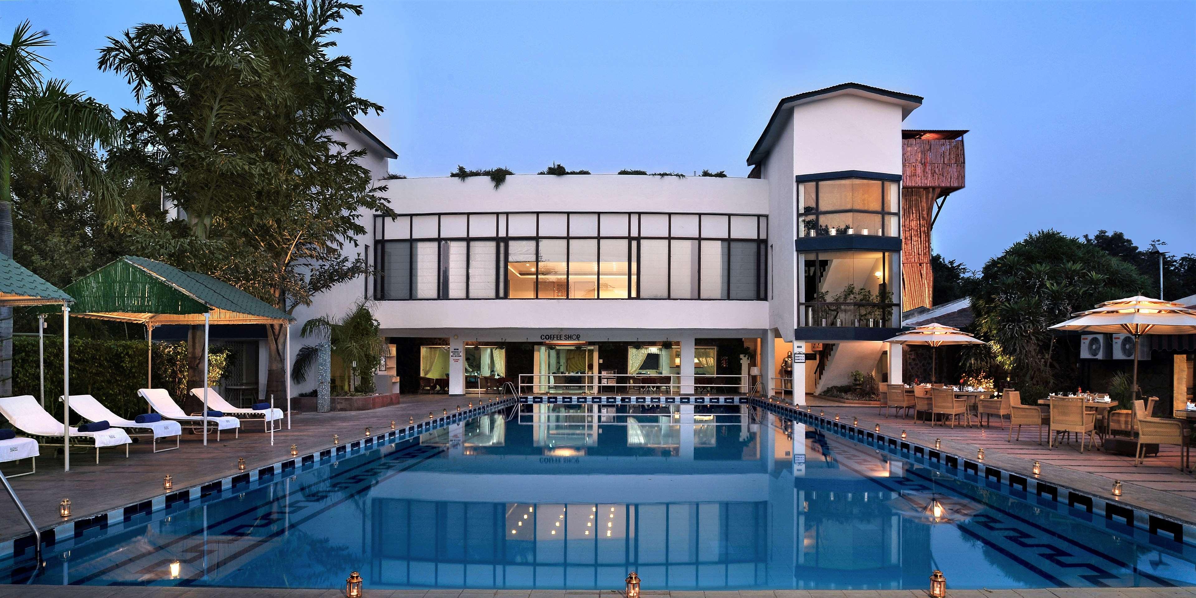 Western Country Club Resort
