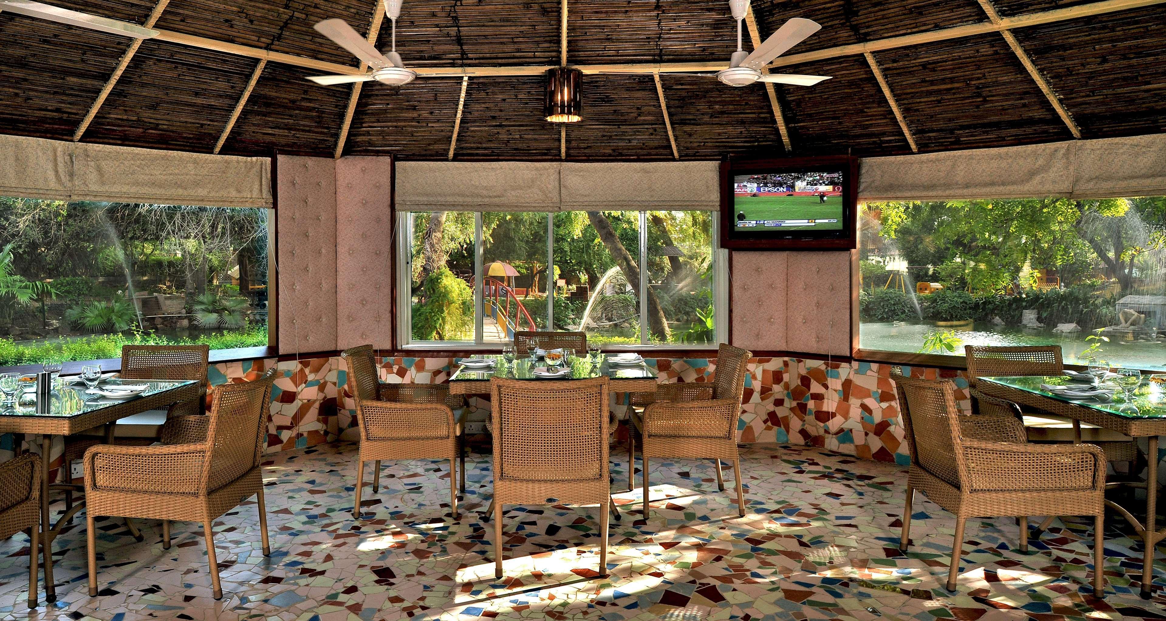 Western Country Club Resort