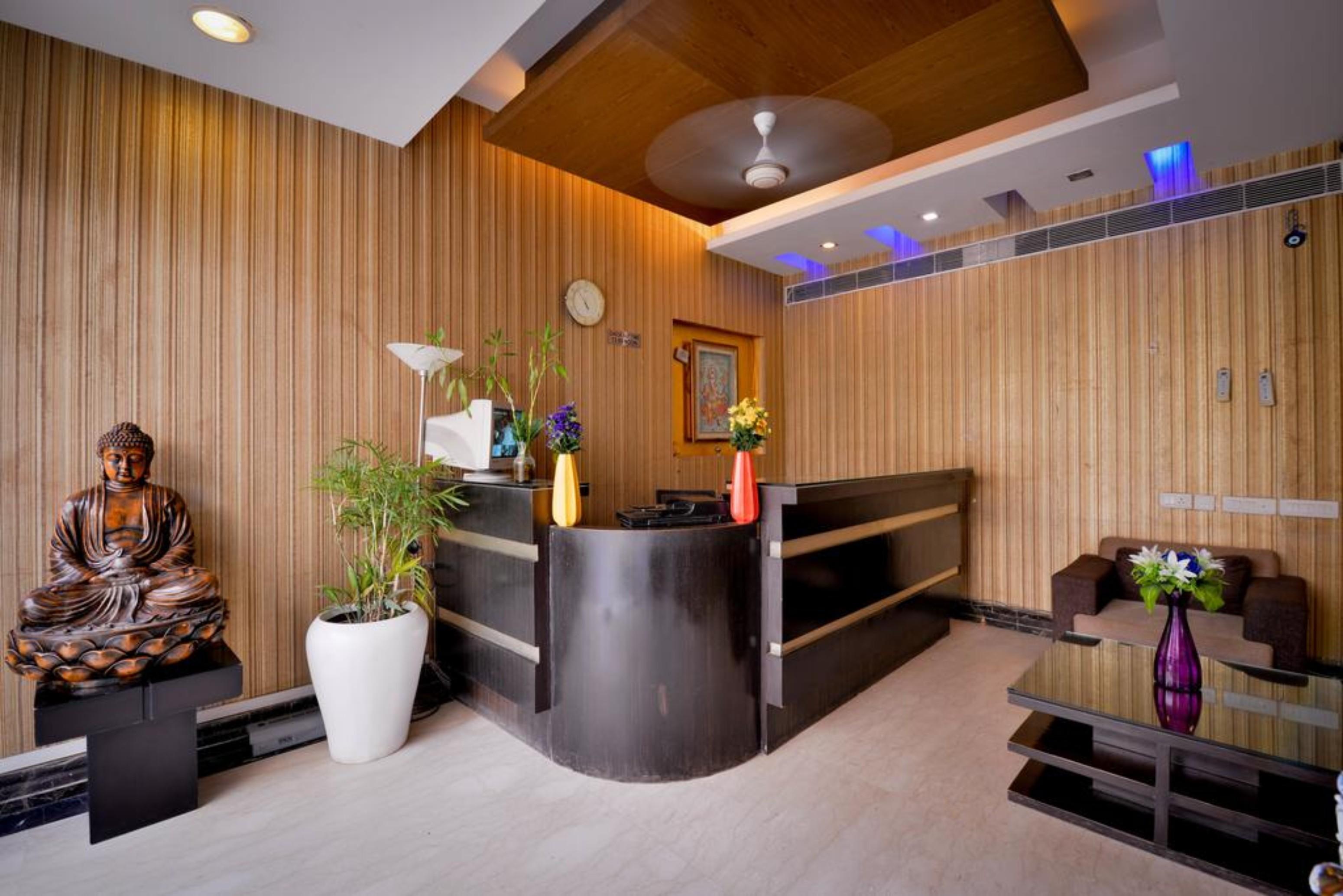 Golf View Suites-golf Course Road 3* Gurgaon