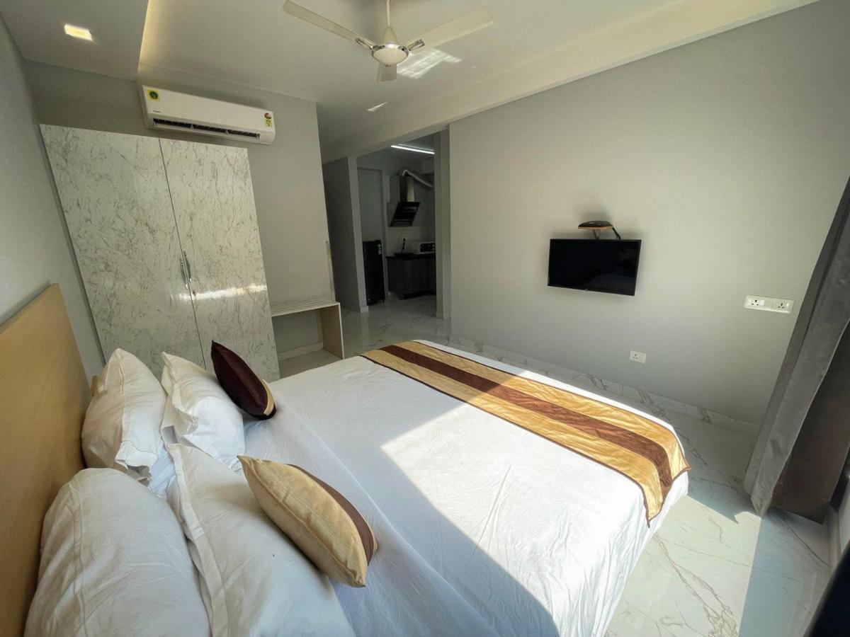 The Empire Villa,cyber City, * Gurgaon