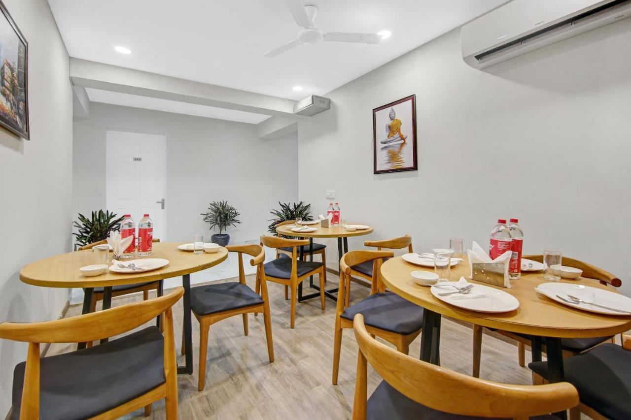 Townhouse Oak Mintstayz Sector 52 Near Artemis Hospital Hotel Gurgaon
