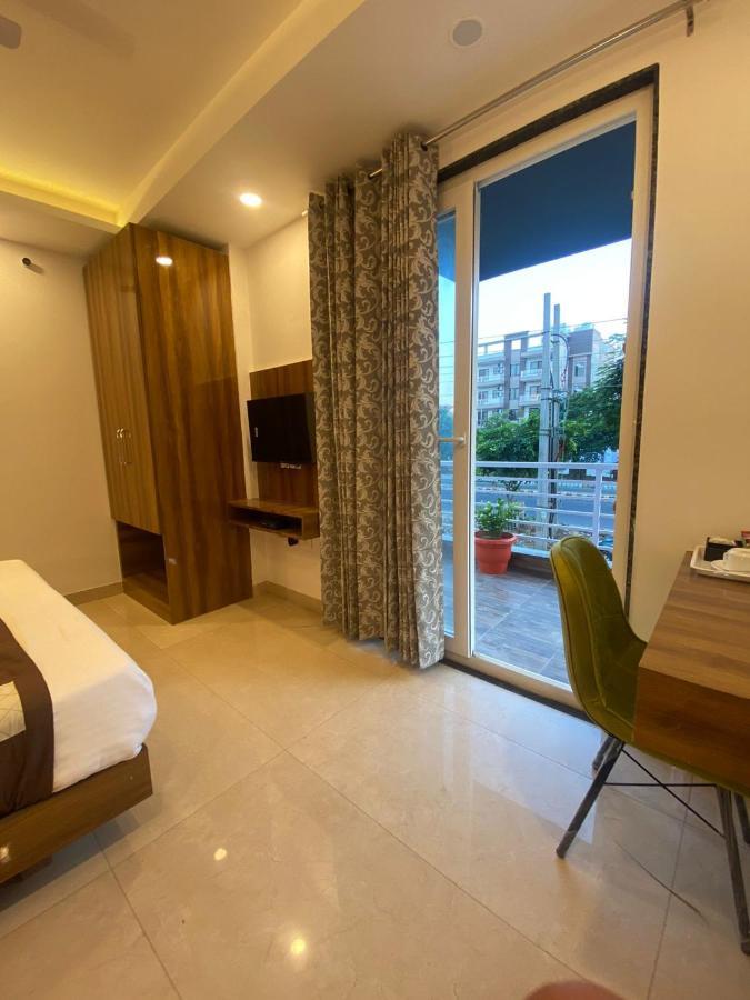 Posh Residency Huda City Center Gurgaon Hotel Gurgaon