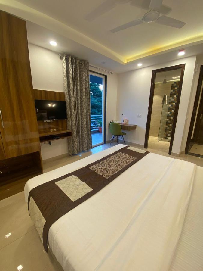 Posh Residency Huda City Center Gurgaon