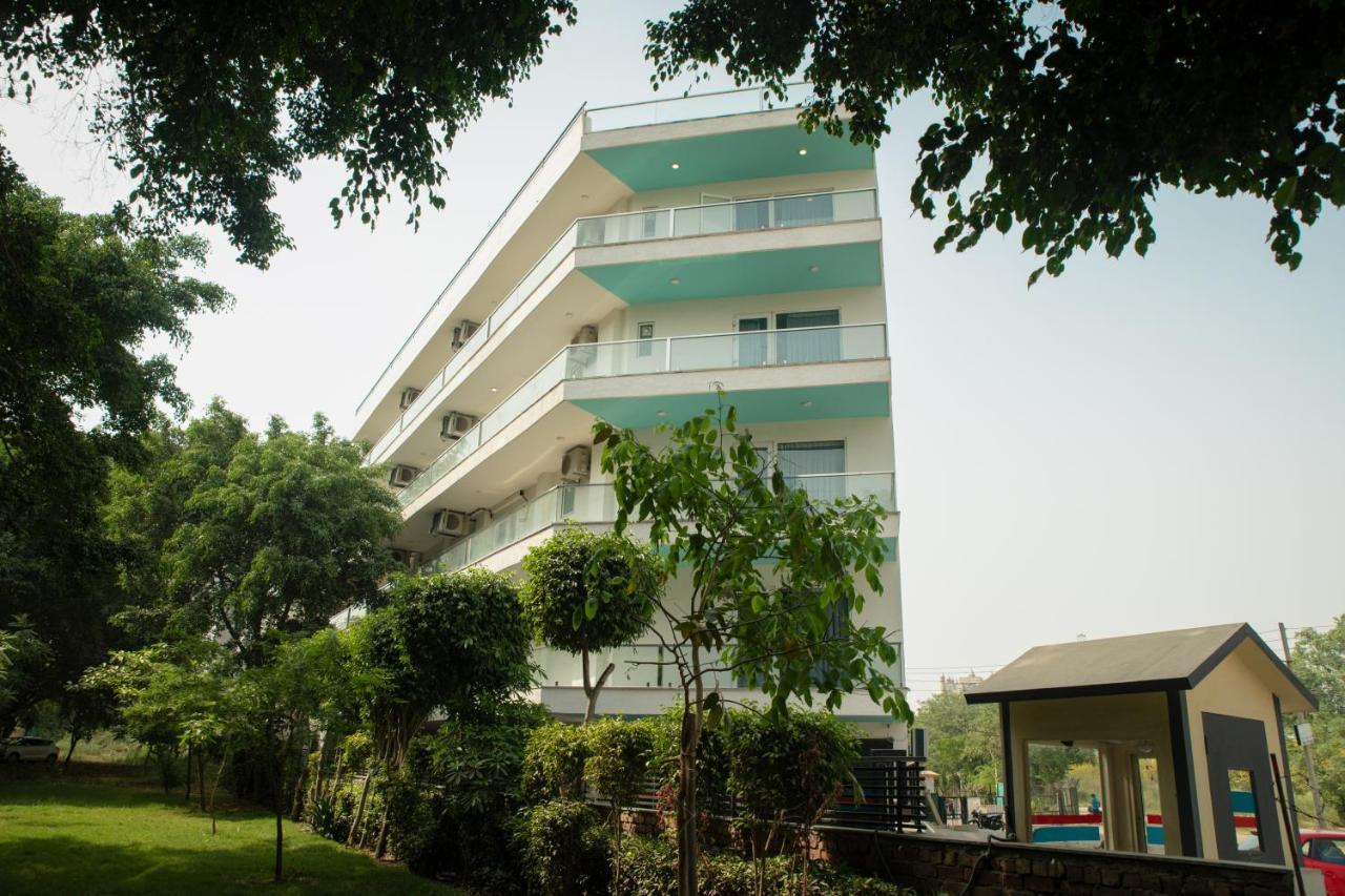 Hotel Inde Golf Course Extension, Gurgaon