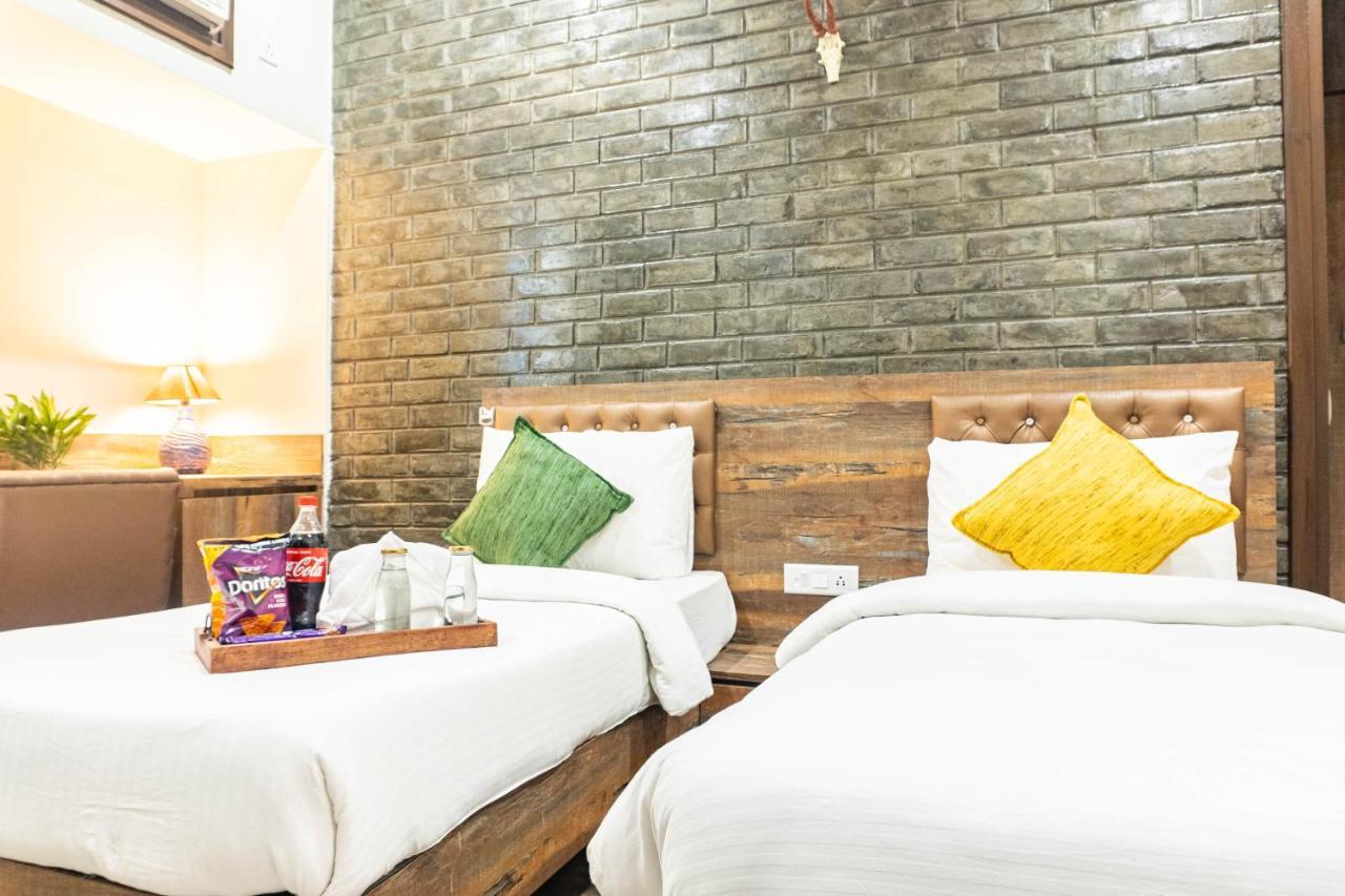 Tipsyeuphoria Bed & Breakfast *