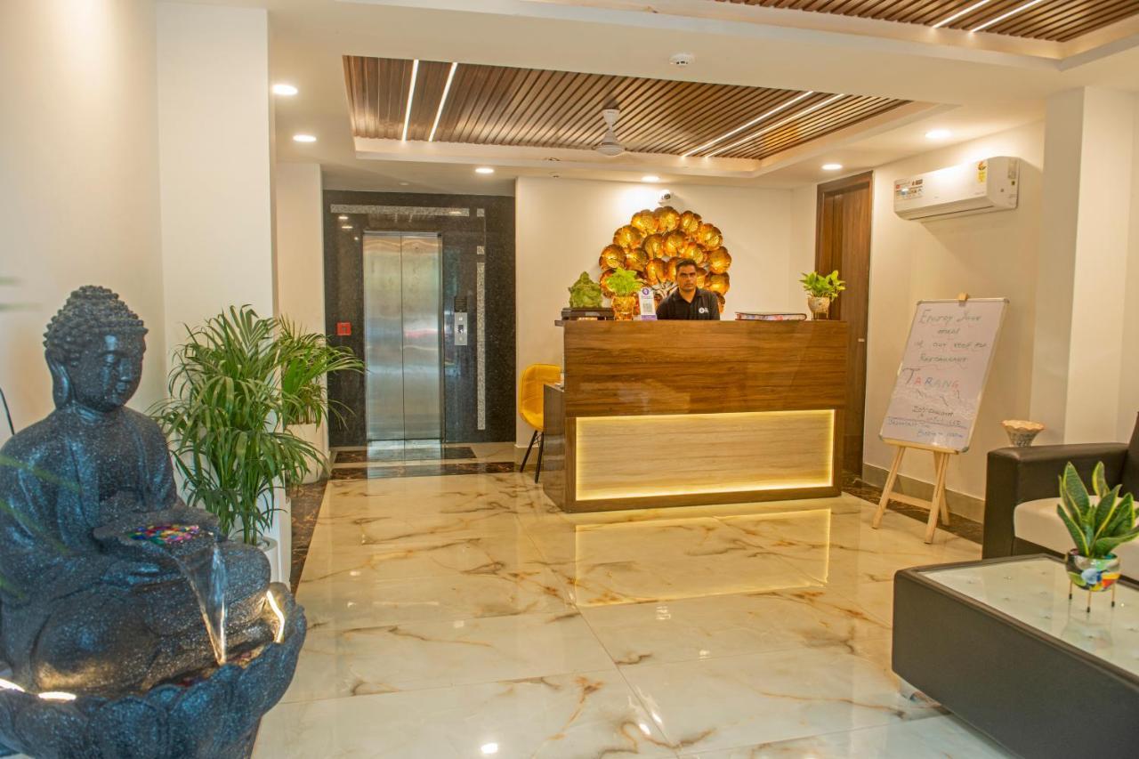 Posh Residency Huda City Center Gurgaon Hotel 4*