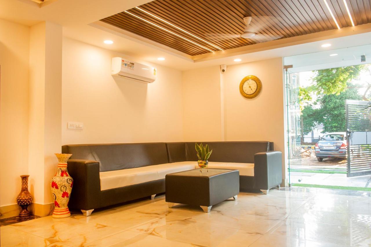 Posh Residency Huda City Center Gurgaon Hotel Gurgaon