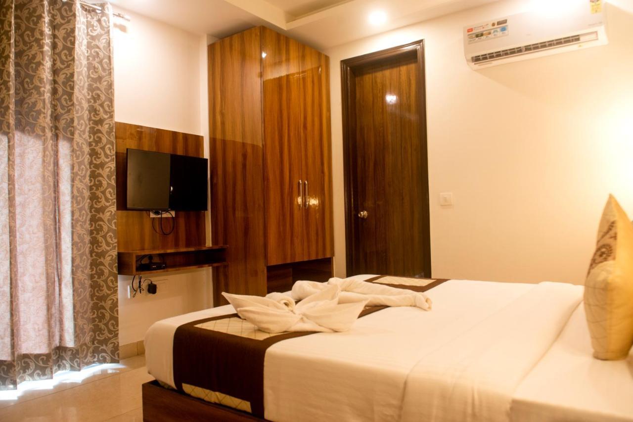 Posh Residency Huda City Center Gurgaon Hotel Gurgaon