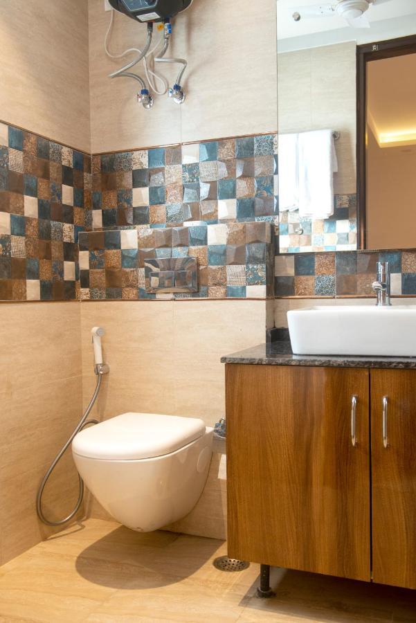 Hotel Posh Residency Huda City Center Gurgaon