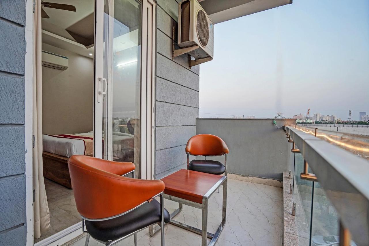 The Palm - Medicity Gurgaon