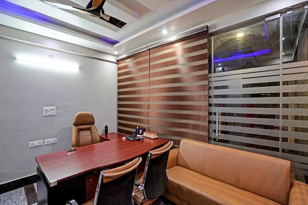 The Palm - Medicity 3* Gurgaon