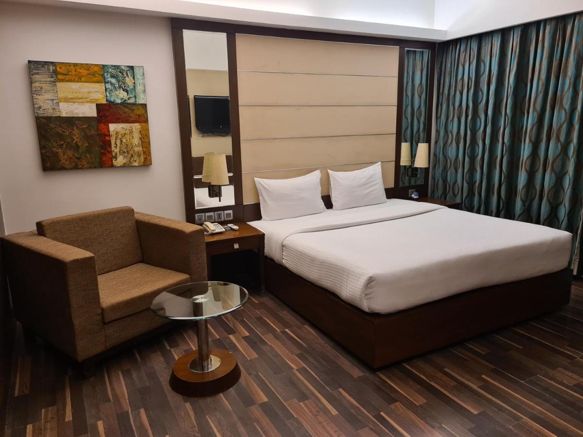 Yuhi Mansions-a Boutique