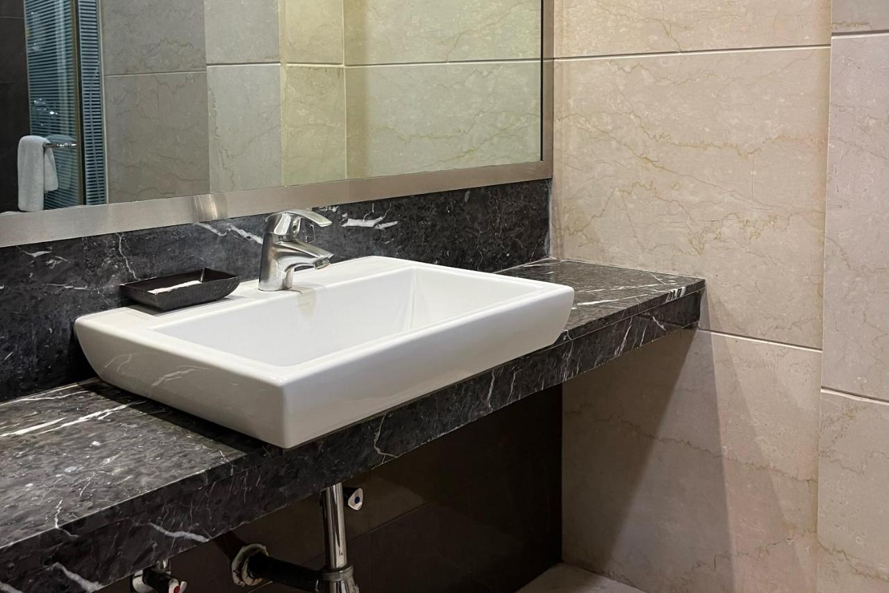 Yuhi Mansions-a Boutique Hotel Gurgaon
