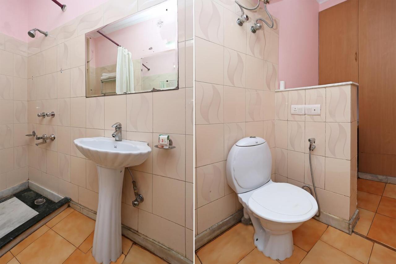 Oyo Near Mg Road Near Aravali Biodiversity Park 3*