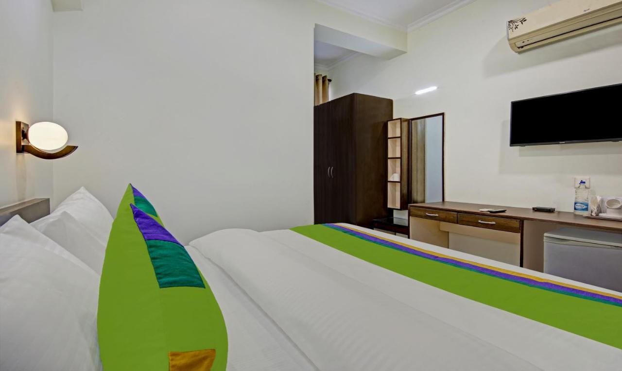 Treebo Trend Amexx Golf Course Road Hotel Gurgaon