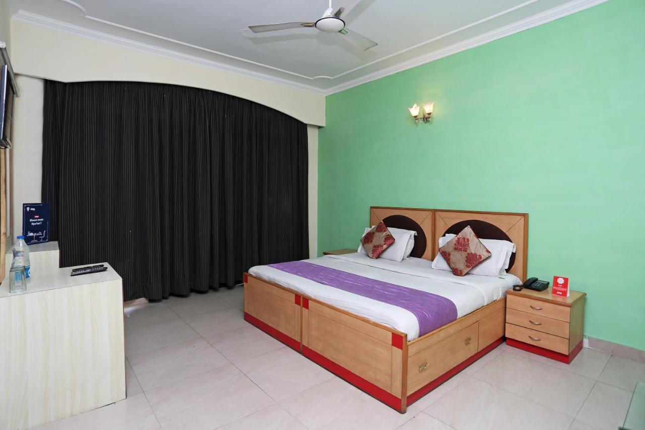Hotel Oyo Near Mg Road Near Aravali Biodiversity Park Gurgaon