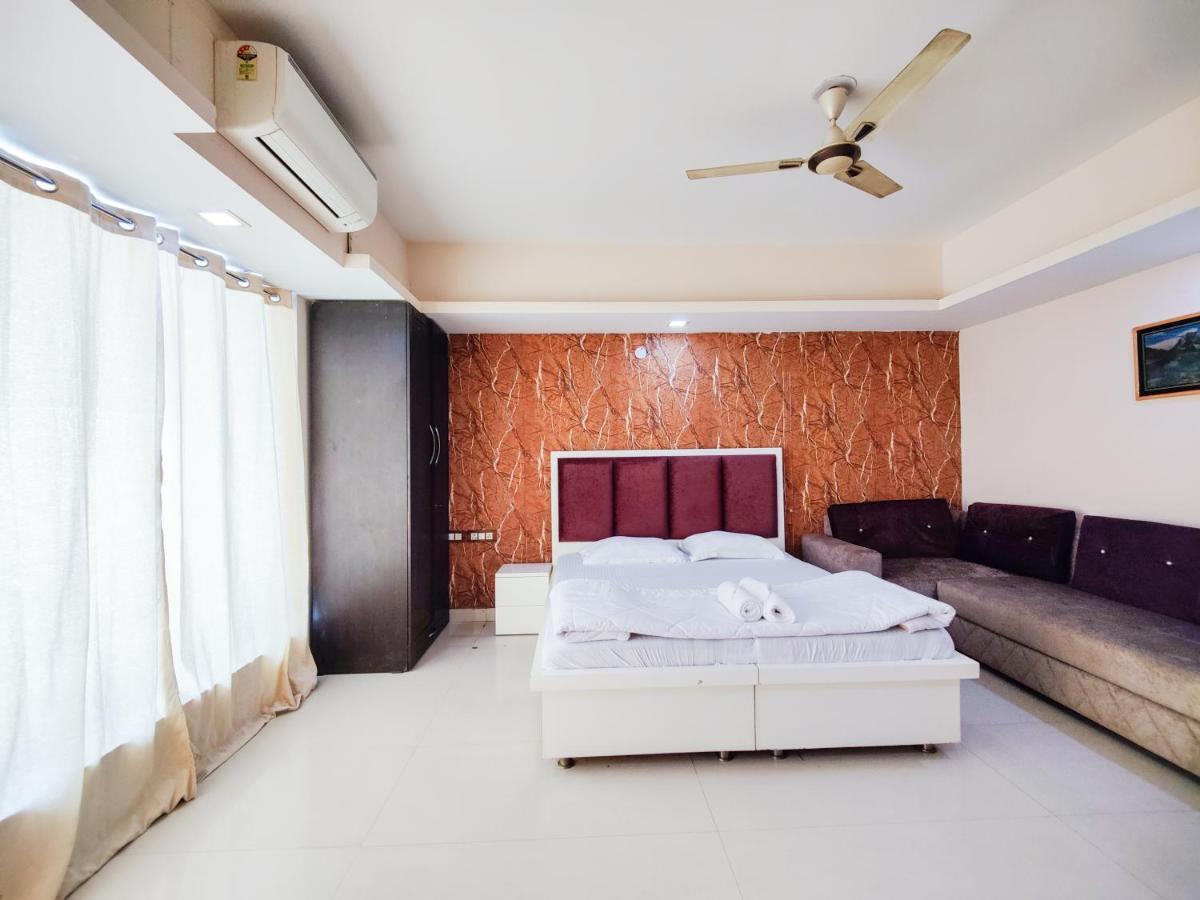 Hotel - Damas Gurgaon