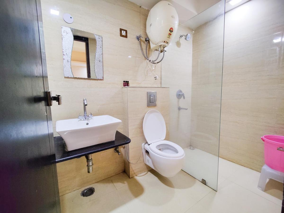 Hotel - Damas Gurgaon