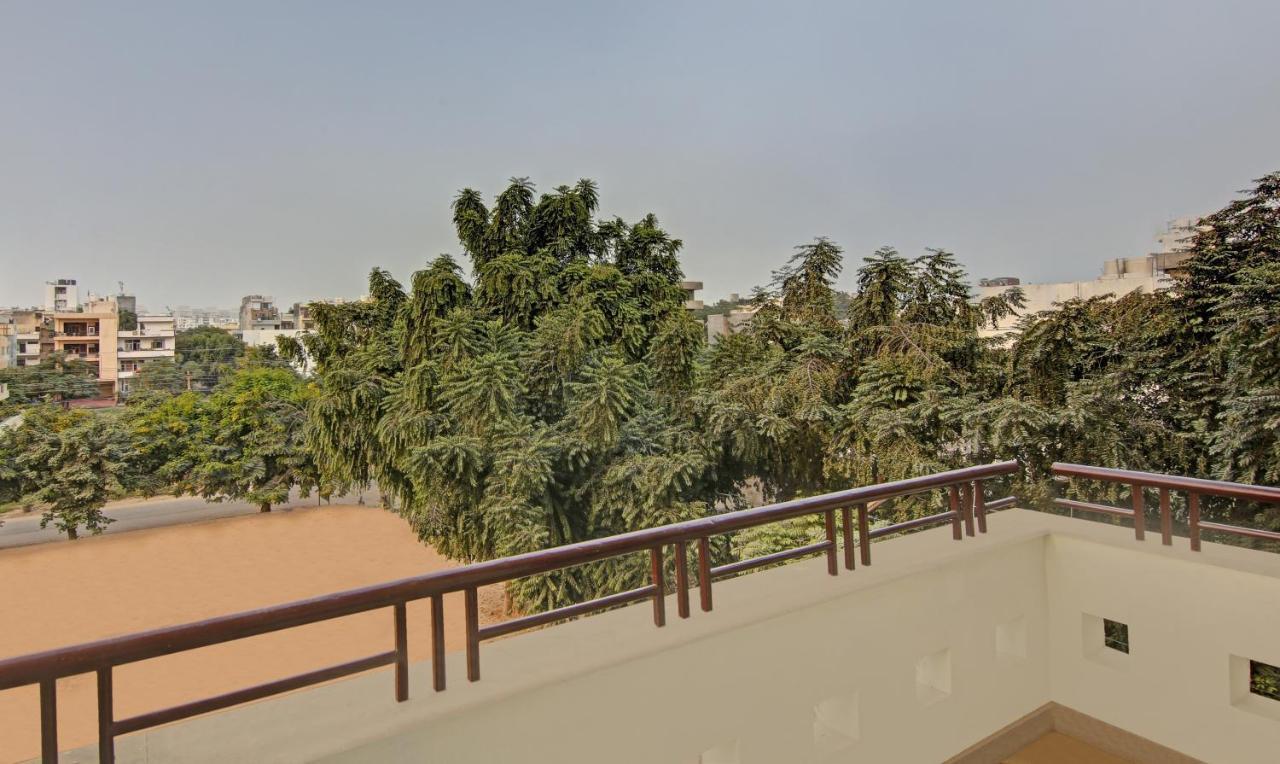 Treebo Trend Amexx Golf Course Road 3* Gurgaon