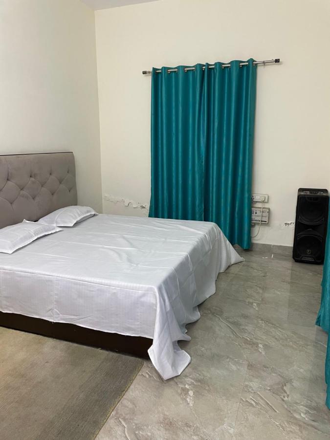 Anantam Aravali * Gurgaon
