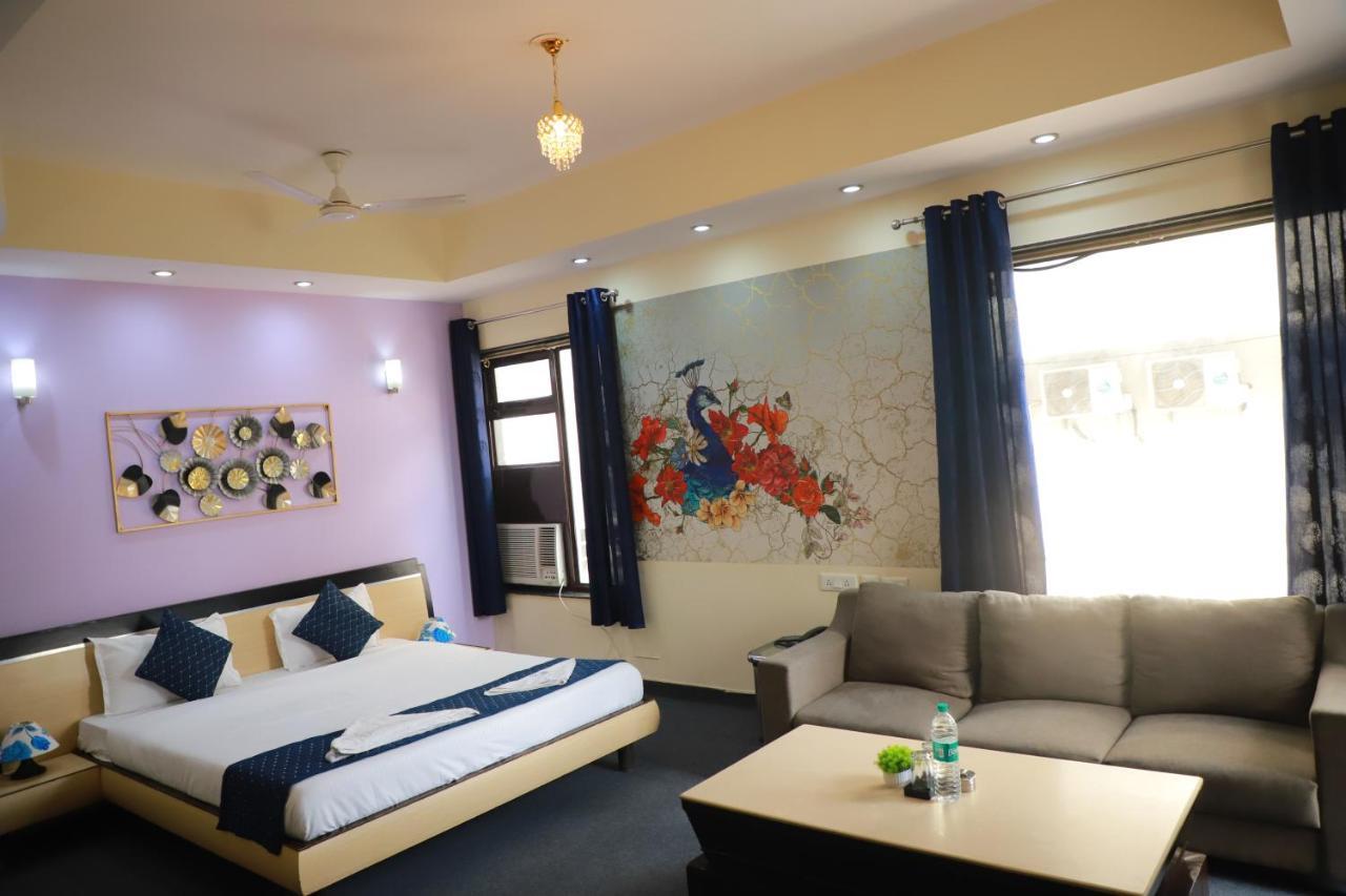 Hotel The Rejoice Venture