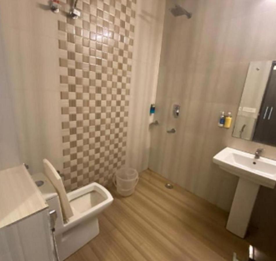 Hotel White Rock Gurgaon