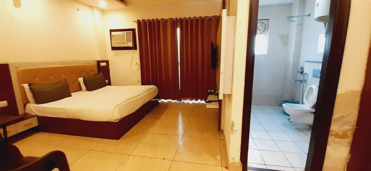 Hotel Singh Residency Medanta