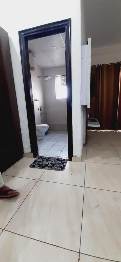 Singh Residency Medanta 3*